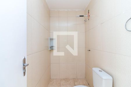 Banheiro de apartamento para alugar com 1 quarto, 50m² em Vila Francos, São Paulo