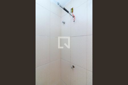 Banheiro de apartamento para alugar com 1 quarto, 50m² em Vila Francos, São Paulo