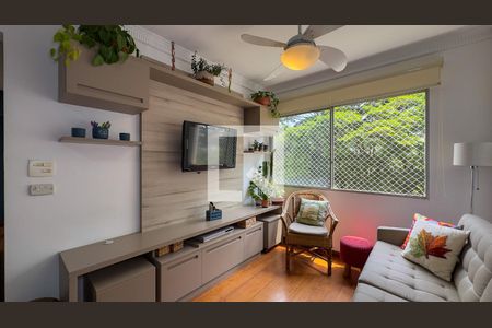 Sala de apartamento para alugar com 3 quartos, 80m² em Santo Amaro, São Paulo