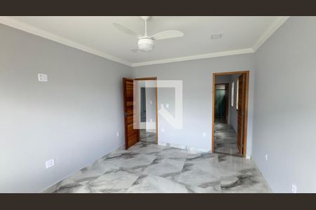 Quarto 1 de casa de condomínio para alugar com 6 quartos, 240m² em Cajueiros, Maricá