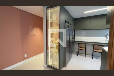 Sala de apartamento à venda com 3 quartos, 80m² em Vila Bertioga, São Paulo