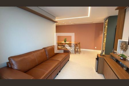 Sala de apartamento à venda com 3 quartos, 80m² em Vila Bertioga, São Paulo