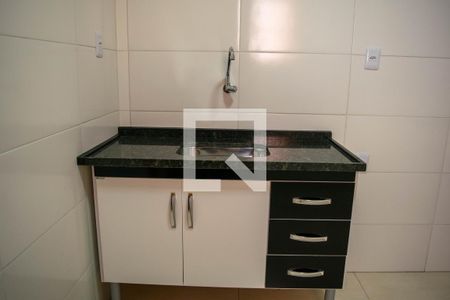 Sala/Cozinha de casa para alugar com 1 quarto, 36m² em Vila Carrão, São Paulo