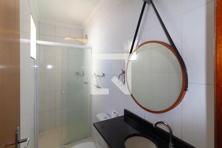 Banheiro da Suíte 1 de casa de condomínio para alugar com 2 quartos, 69m² em Vila Formosa, São Paulo