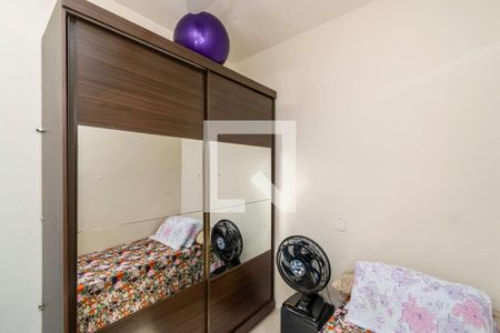 1º andar - Quarto 1 de casa à venda com 5 quartos, 473m² em Penha, Rio de Janeiro