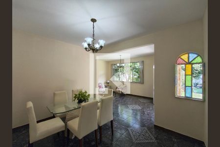 Casa de Condomínio à venda com 3 quartos, 622m² em Taquara, Rio de Janeiro