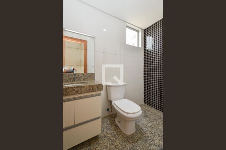 Banheiro de apartamento à venda com 1 quarto, 73m² em Floresta, Belo Horizonte