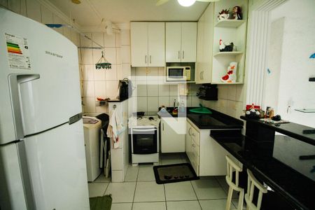Cozinha de apartamento para alugar com 1 quarto, 56m² em Guilhermina, Praia Grande