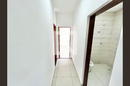 Corredor de casa de condomínio para alugar com 2 quartos, 50m² em Santana, São Paulo