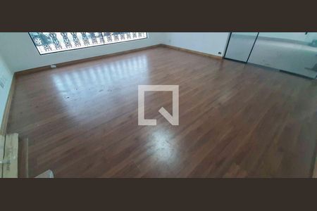 Casa para alugar com 5 quartos, 500m² em Vila Osasco, Osasco