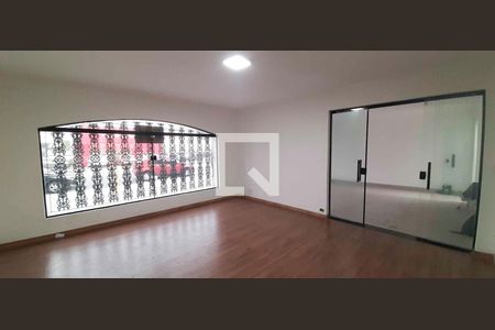 Casa para alugar com 5 quartos, 500m² em Vila Osasco, Osasco