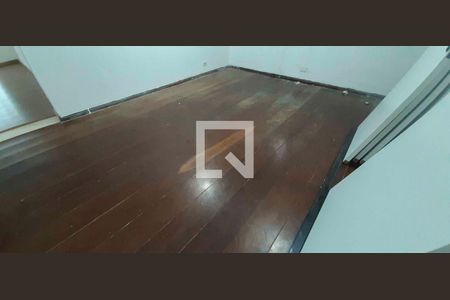 Casa para alugar com 5 quartos, 500m² em Vila Osasco, Osasco