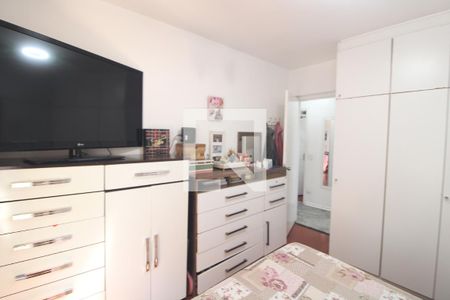 Quarto 1 de apartamento para alugar com 3 quartos, 84m² em Jardim Umuarama, São Paulo