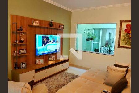 Casa à venda com 3 quartos, 197m² em Santa Maria, São Caetano do Sul