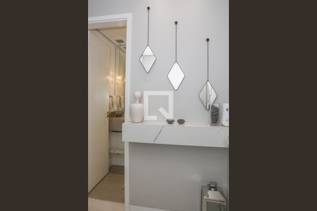 Entrada de apartamento à venda com 2 quartos, 100m² em Parque Industrial Tomas Edson, São Paulo