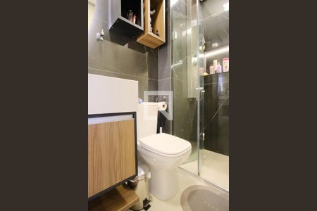 Banheiro da Suíte de apartamento à venda com 2 quartos, 49m² em Vila Matilde, São Paulo