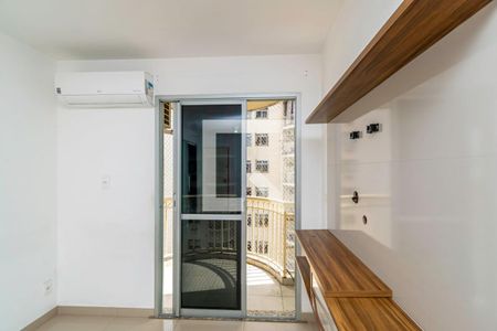 Sala de apartamento para alugar com 2 quartos, 56m² em Vila da Penha, Rio de Janeiro