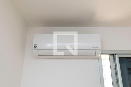 Sala de apartamento para alugar com 2 quartos, 56m² em Vila da Penha, Rio de Janeiro