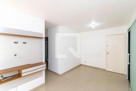Sala de apartamento para alugar com 2 quartos, 56m² em Vila da Penha, Rio de Janeiro
