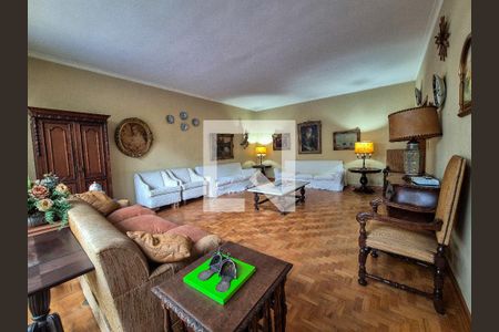 Casa à venda com 5 quartos, 460m² em Pacaembu, São Paulo