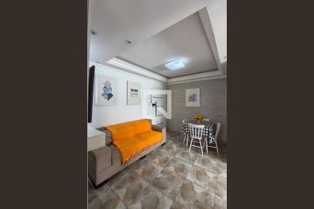 Sala de apartamento para alugar com 2 quartos, 64m² em Vila Tupi, Praia Grande