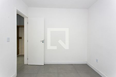 Quarto 1 de apartamento para alugar com 2 quartos, 4251m² em Vila Carrão, São Paulo