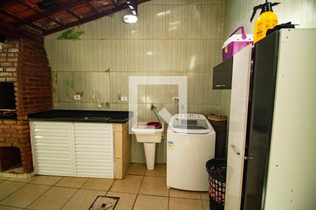 Área de Serviço de casa para alugar com 3 quartos, 140m² em Canto do Forte, Praia Grande