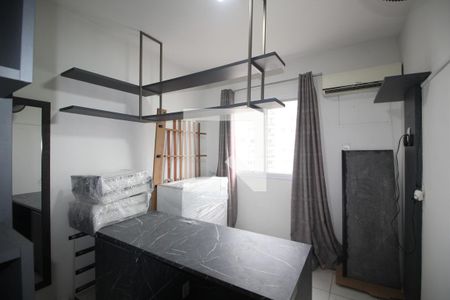 Quarto 1 de apartamento para alugar com 2 quartos, 75m² em Barra Olímpica, Rio de Janeiro