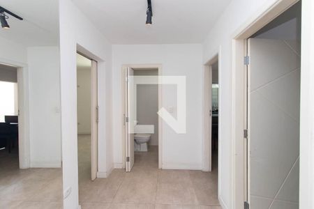 Hall de casa para alugar com 4 quartos, 206m² em Carandiru, São Paulo