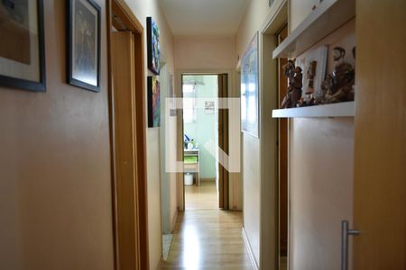 Corredor de apartamento à venda com 3 quartos, 70m² em Mirandópolis, São Paulo