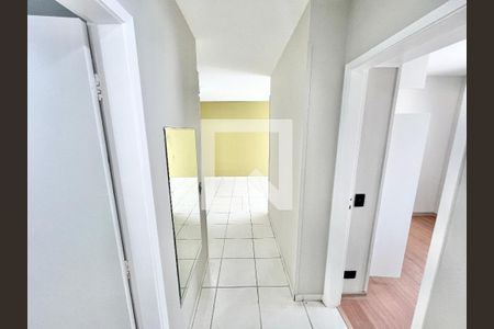 Corredor de apartamento para alugar com 3 quartos, 74m² em Santana, São Paulo