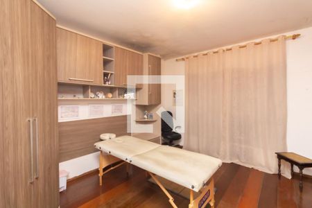 Quarto 1 de casa à venda com 6 quartos, 321m² em Itaquera, São Paulo