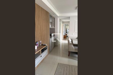 Sala de apartamento à venda com 3 quartos, 82m² em Loteamento Center Santa Genebra, Campinas