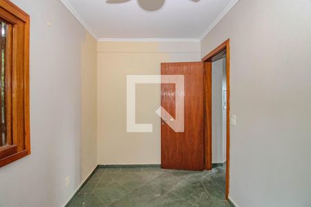 Quarto 2 de casa à venda com 5 quartos, 216m² em Morro Santana, Porto Alegre