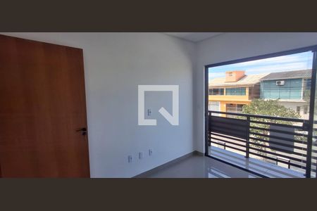 Sala de casa de condomínio para alugar com 3 quartos, 182m² em Campeche, Florianópolis