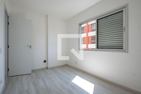 Quarto 2 de apartamento para alugar com 2 quartos, 90m² em Cerqueira César, São Paulo