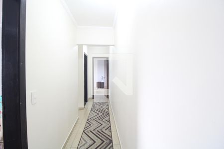 Corredor de casa para alugar com 3 quartos, 200m² em Vila Sao Sebastiao, São Paulo