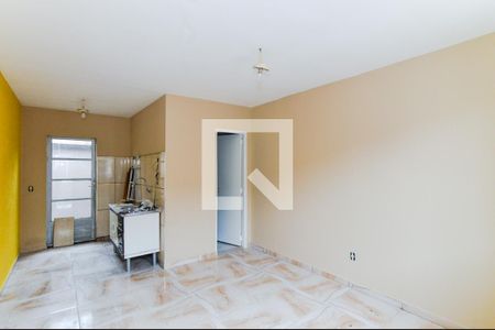 Sala de casa de condomínio para alugar com 2 quartos, 47m² em Vila Nova Bonsucesso, Guarulhos