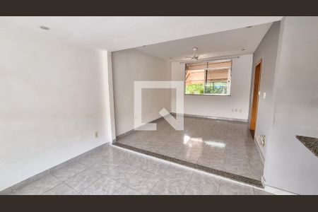 Sala de apartamento para alugar com 1 quarto, 100m² em Irajá, Rio de Janeiro