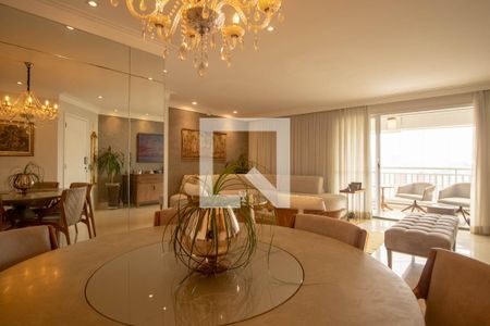 Sala de apartamento para alugar com 3 quartos, 145m² em Vila Sonia, São Paulo