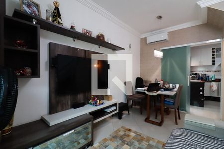 Casa de Condomínio à venda com 2 quartos, 73m² em Vila Dalila, São Paulo