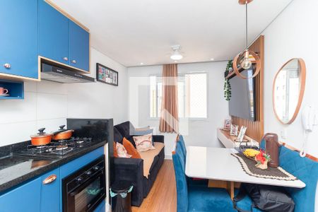 Sala/Cozinha de apartamento à venda com 2 quartos, 33m² em Itaquera, São Paulo