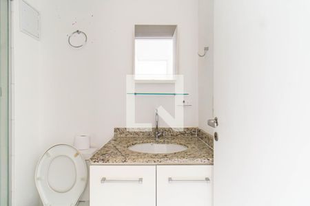 Banheiro de apartamento para alugar com 2 quartos, 58m² em Bom Retiro, São Paulo