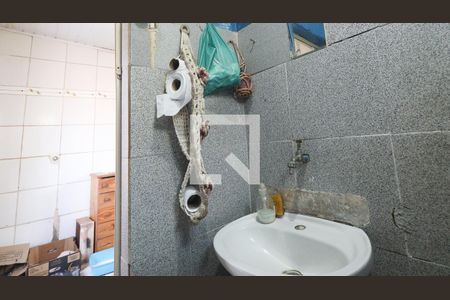 Banheiro  de casa à venda com 3 quartos, 56m² em Vila Nova Mazzei, São Paulo