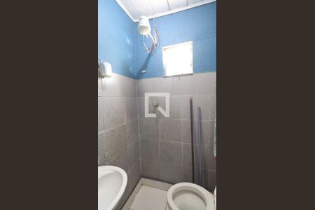 Banheiro  de casa à venda com 3 quartos, 56m² em Vila Nova Mazzei, São Paulo