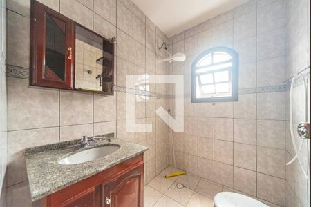 Banheiro Social 2 de casa para alugar com 3 quartos, 219m² em Jardim Stetel, Santo André