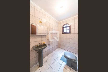 Banheiro Social de casa para alugar com 3 quartos, 219m² em Jardim Stetel, Santo André