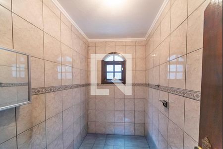 Banheiro Social de casa para alugar com 3 quartos, 219m² em Jardim Stetel, Santo André