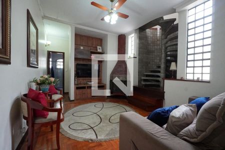 Sala de TV de casa à venda com 3 quartos, 240m² em Vila Mariana, São Paulo