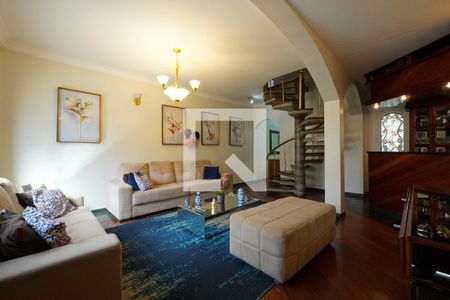 Sala de casa à venda com 3 quartos, 240m² em Vila Mariana, São Paulo